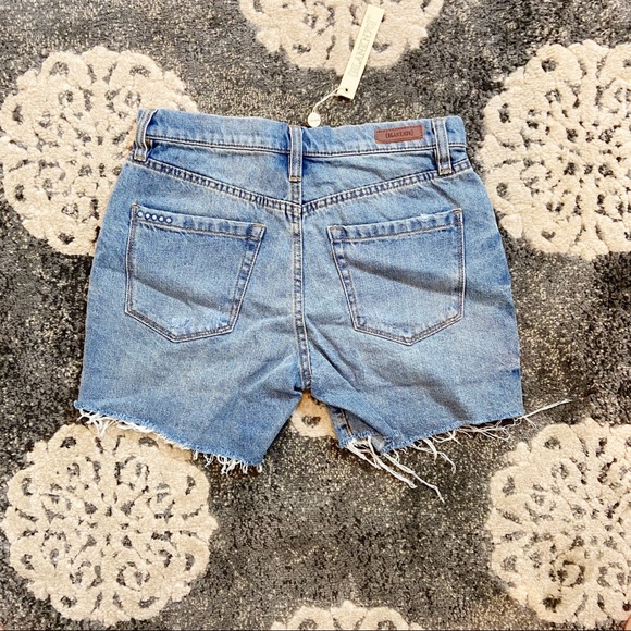 Blank NYC distressed denim jean shorts - Picture 4 of 6